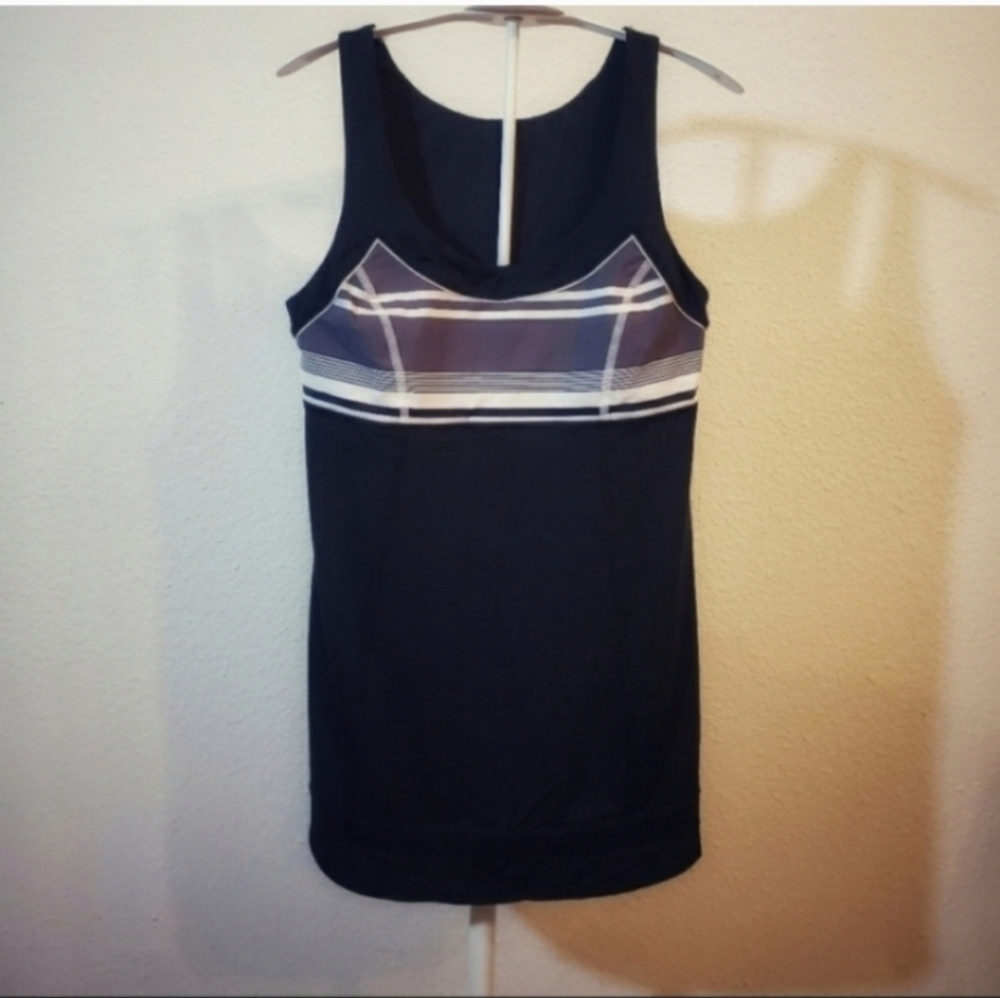 Lululemon Tame Me Tank Top - Picture 4 of 10